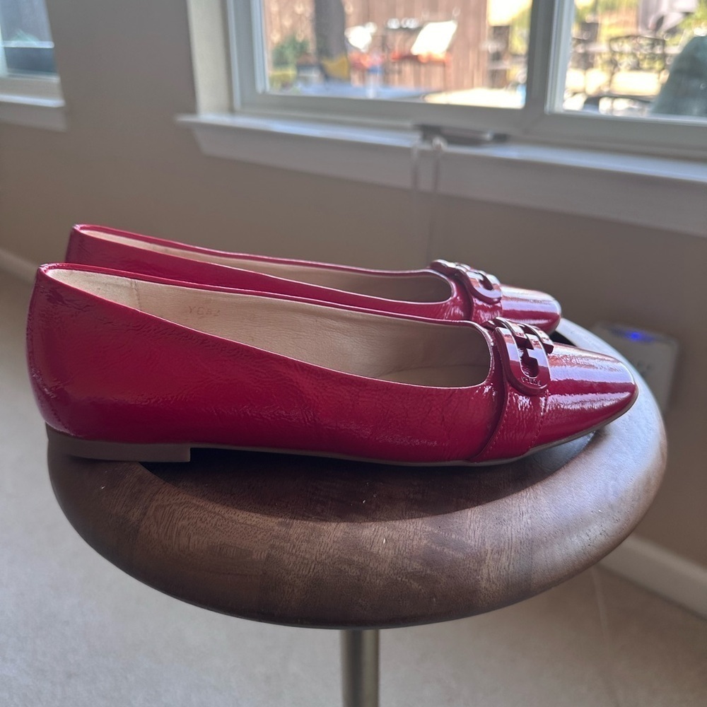 FURLA Red Patent Leather Flat Loafers with FURLA logo embellishment size 8 - Picture 6 of 9